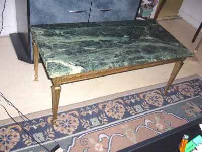 TABLE DE SALON