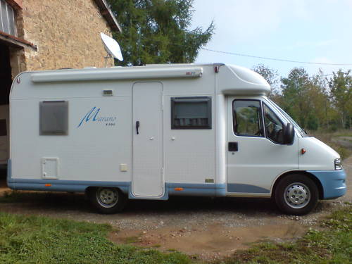 Caravane, Camping