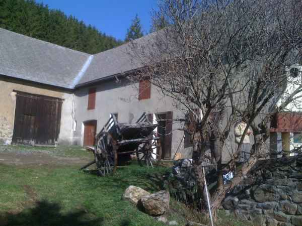 PIERRE CHATEL MAISON
