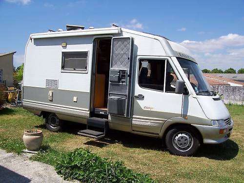 Caravane, Camping