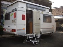 Caravane, Camping